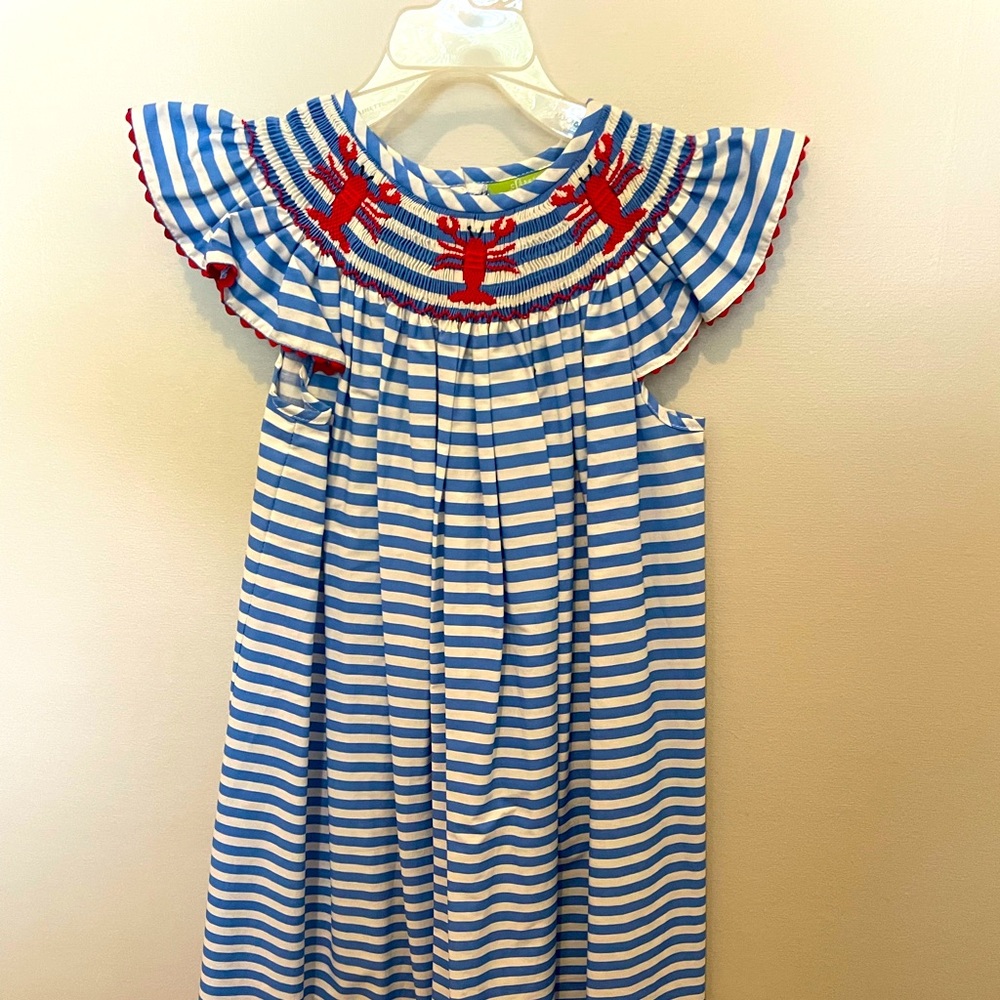 Lobster/crawfish smocked dress. Size 6